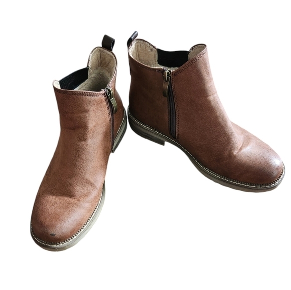 Spring Step Nonia Chelsea Bootie 38 - Picture 2 of 9